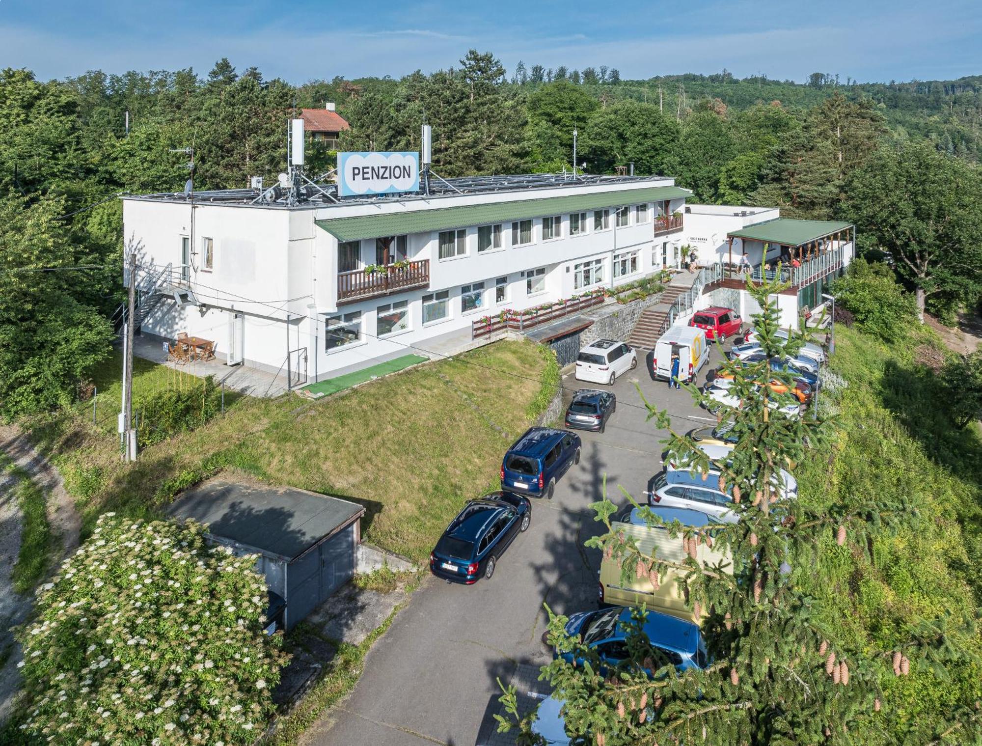 Hotel Penzion Kozí Horka u Brněnské přehrady Brno Exterior foto