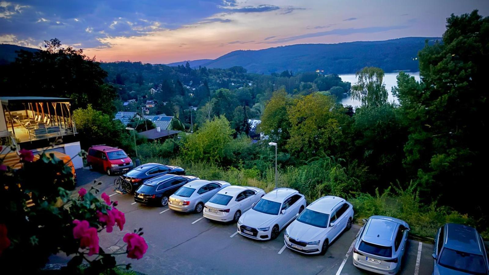 Hotel Penzion Kozí Horka u Brněnské přehrady Brno Exterior foto